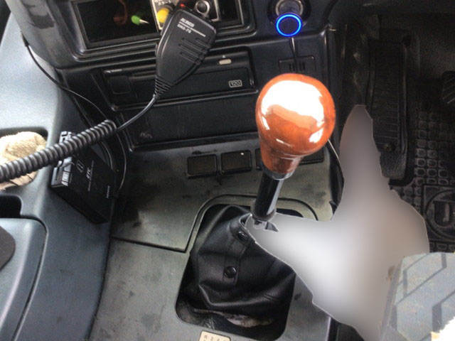 UDトラックスビッグサムダンプ大型（10t）[写真34]