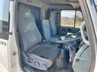 UDトラックスコンドルダンプ中型（4t）[写真34]