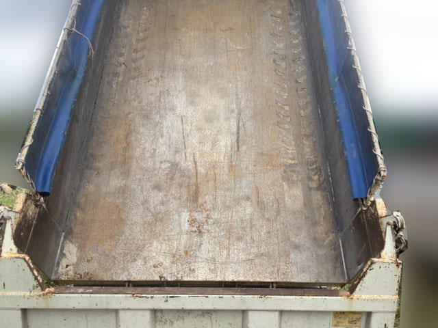 いすゞエルフダンプ小型（2t・3t）[写真10]