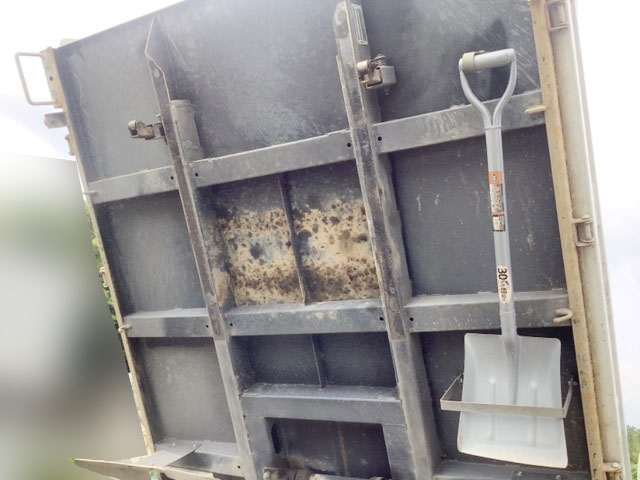 いすゞエルフダンプ小型（2t・3t）[写真06]