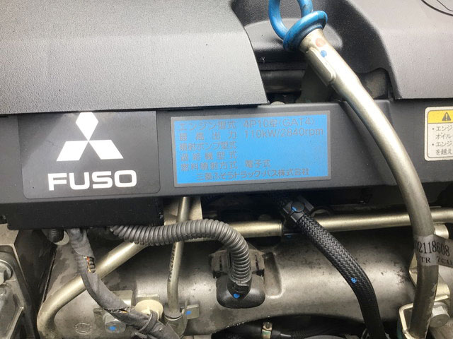 三菱ふそうキャンター平ボディ小型（2t・3t）[写真15]