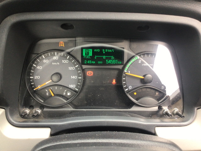 三菱ふそうキャンター平ボディ小型（2t・3t）[写真22]