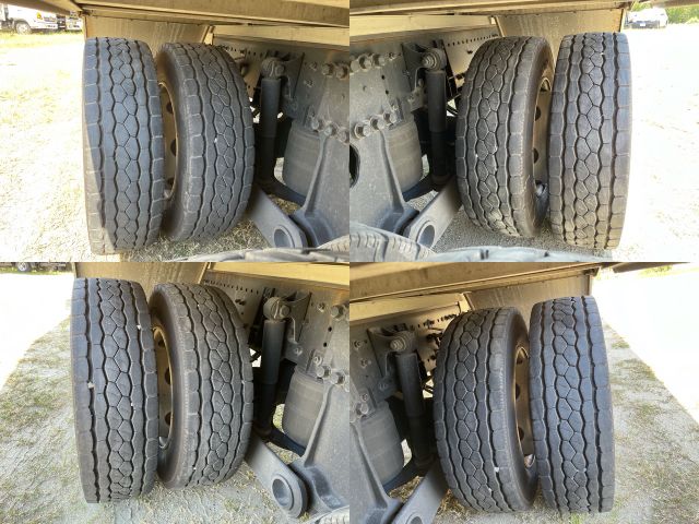 日野プロフィアアルミウイング大型（10t）[写真16]