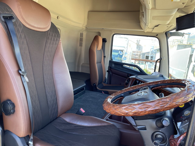 日野プロフィアアルミウイング大型（10t）[写真26]