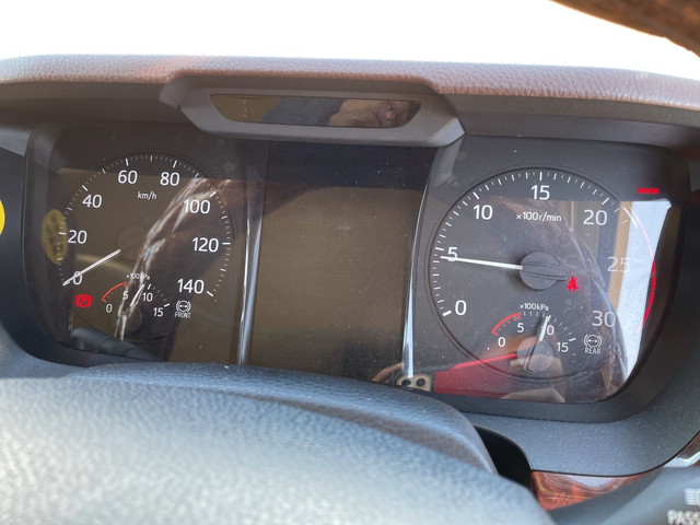 日野プロフィアアルミウイング大型（10t）[写真32]