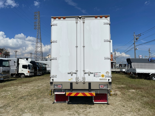 日野プロフィアアルミウイング大型（10t）[写真09]