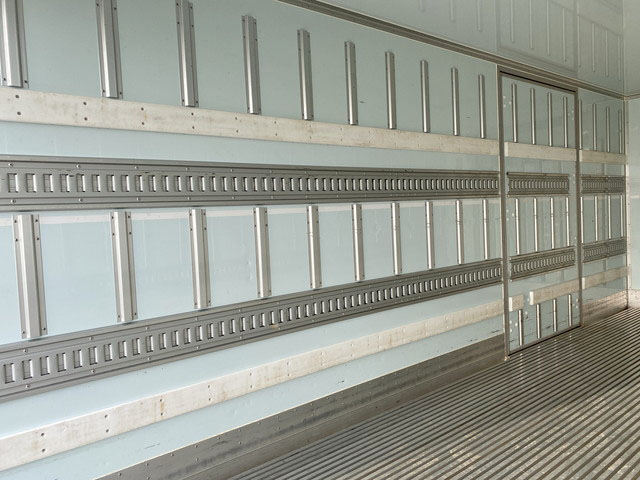 日野レンジャー冷凍車（冷蔵車）中型（4t）[写真14]