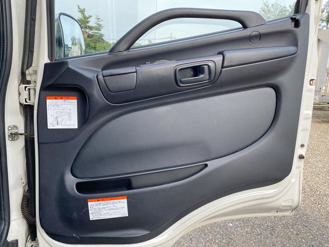 日野レンジャー冷凍車（冷蔵車）中型（4t）[写真29]