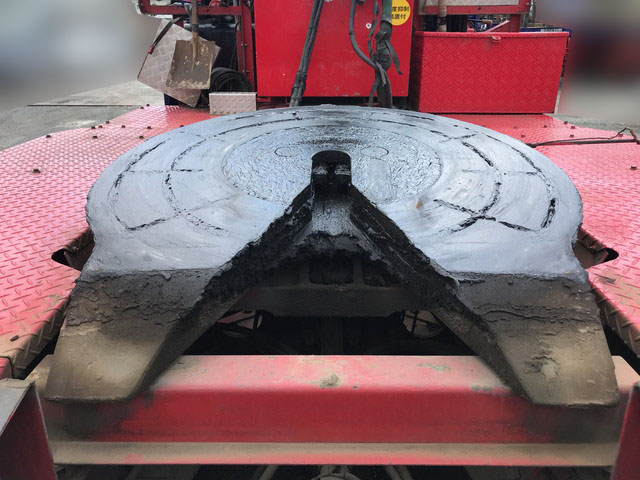 UDトラックスビッグサムトレーラーヘッド（トラクターヘッド）大型（10t）[写真13]