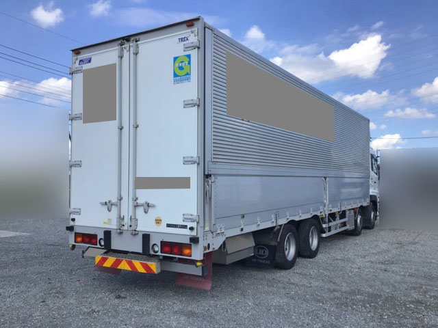 UDトラックスクオンアルミウイング大型（10t）[写真02]