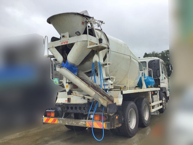 いすゞギガミキサー車（コンクリートミキサー）大型（10t）[写真02]