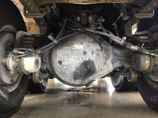 いすゞギガミキサー車（コンクリートミキサー）大型（10t）[写真22]