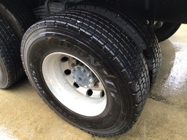 いすゞギガミキサー車（コンクリートミキサー）大型（10t）[写真25]