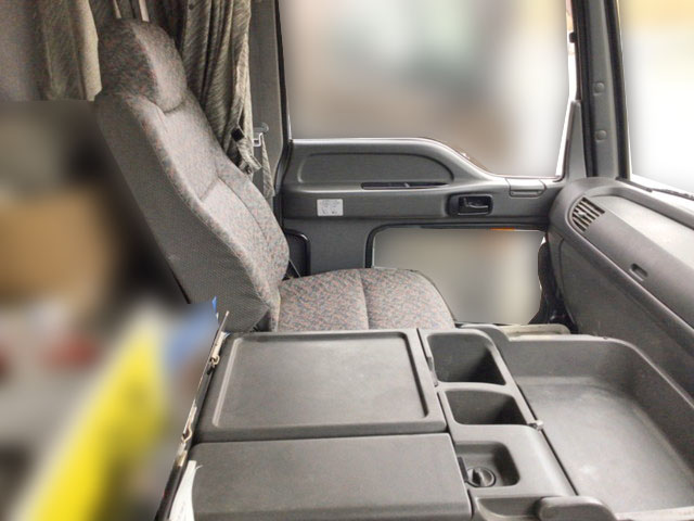 いすゞギガミキサー車（コンクリートミキサー）大型（10t）[写真30]