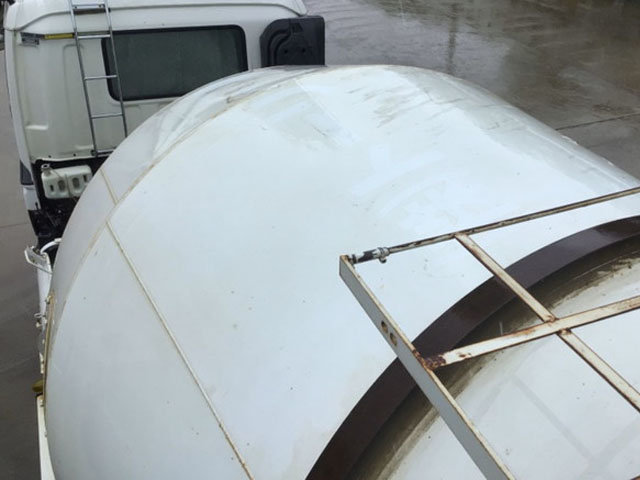 いすゞギガミキサー車（コンクリートミキサー）大型（10t）[写真05]