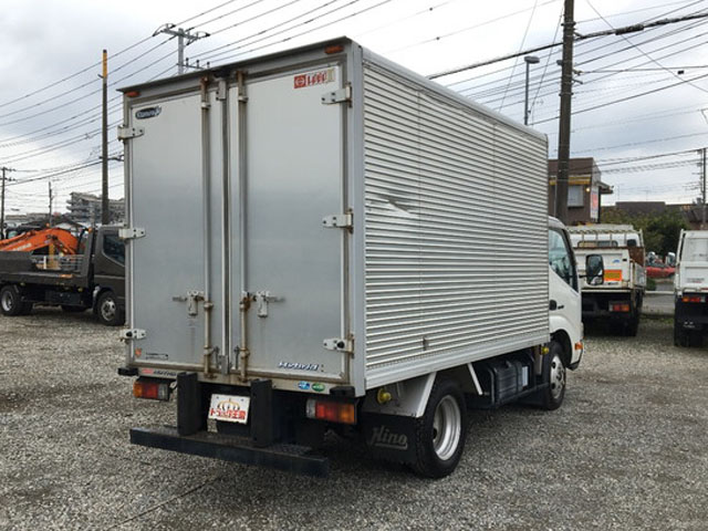 日野デュトロアルミバン小型（2t・3t）[写真02]