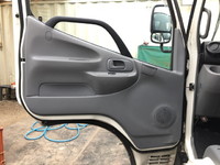 日野デュトロアルミバン小型（2t・3t）[写真27]