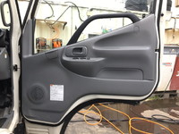 日野デュトロアルミバン小型（2t・3t）[写真28]