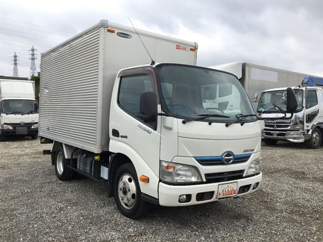 日野デュトロアルミバン小型（2t・3t）[写真03]