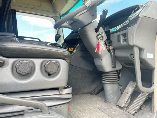 三菱ふそうスーパーグレートパネルウイング大型（10t）[写真33]