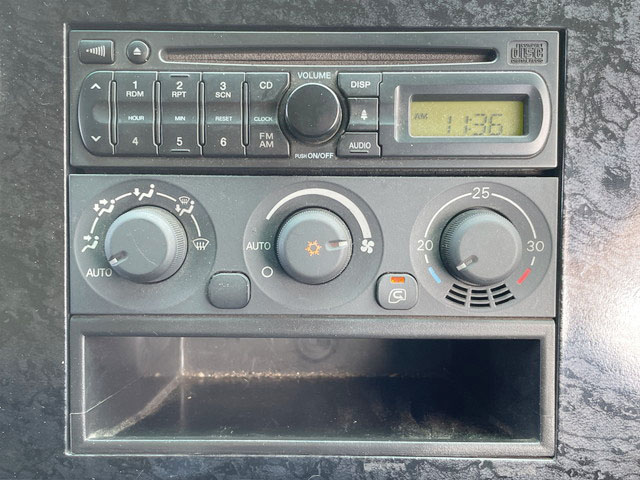 三菱ふそうスーパーグレートパネルウイング大型（10t）[写真35]