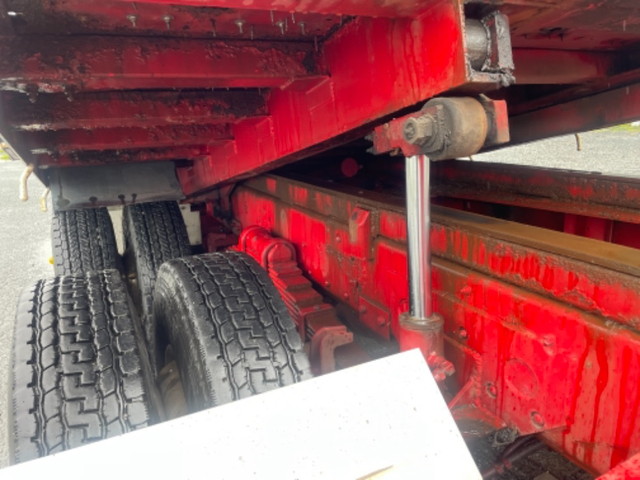 UDトラックスコンドルセーフティクレーン4段増トン（6t・8t）[写真18]