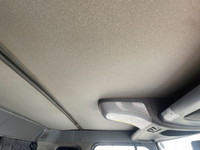 UDトラックスコンドルセーフティクレーン4段増トン（6t・8t）[写真26]