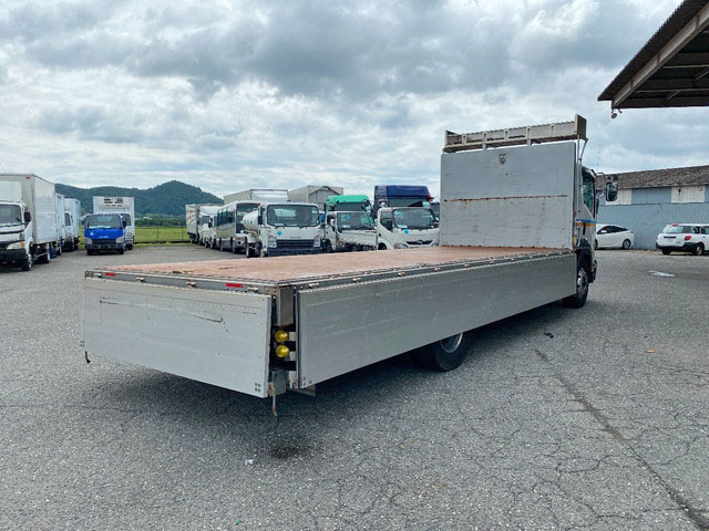 いすゞフォワードアルミブロック増トン（6t・8t）[写真12]