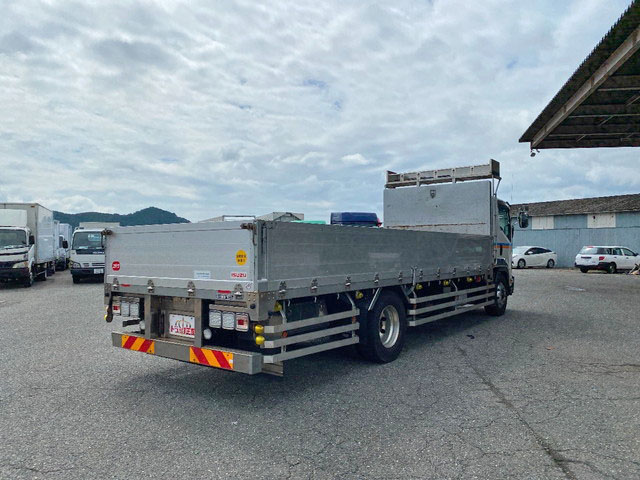 いすゞフォワードアルミブロック増トン（6t・8t）[写真02]