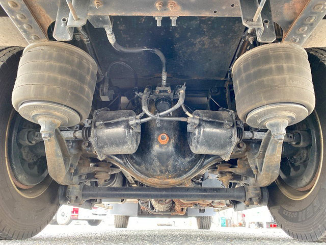 いすゞフォワードアルミブロック増トン（6t・8t）[写真23]