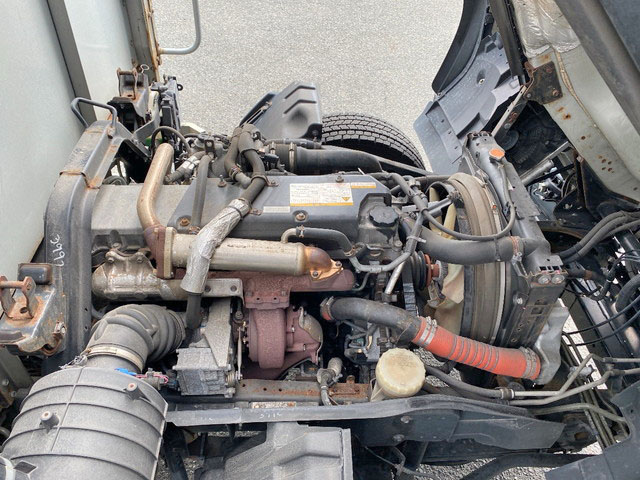 いすゞフォワードアルミブロック増トン（6t・8t）[写真24]