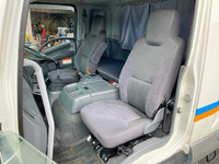 いすゞフォワードアルミブロック増トン（6t・8t）[写真32]