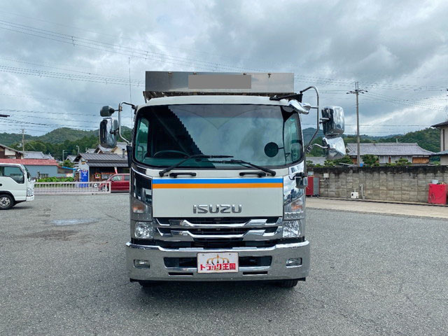 いすゞフォワードアルミブロック増トン（6t・8t）[写真07]