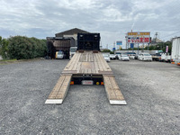 いすゞギガセルフローダー大型（10t）[写真09]