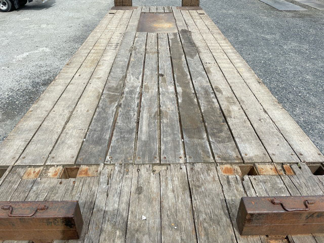 いすゞギガセルフローダー大型（10t）[写真11]