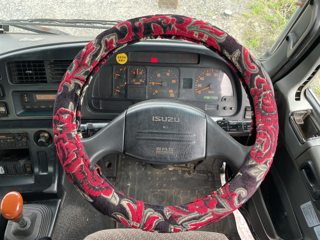 いすゞギガセルフローダー大型（10t）[写真32]