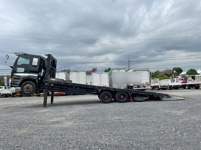 いすゞギガセルフローダー大型（10t）[写真04]