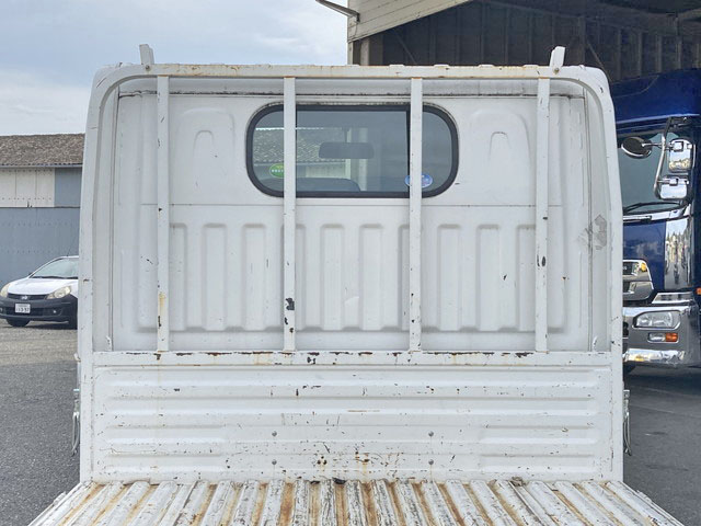 日産アトラス平ボディ小型（2t・3t）[写真12]