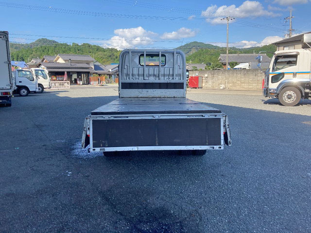 トヨタダイナ平ボディ小型（2t・3t）[写真10]