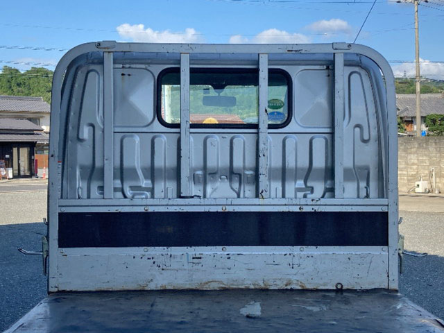 トヨタダイナ平ボディ小型（2t・3t）[写真12]