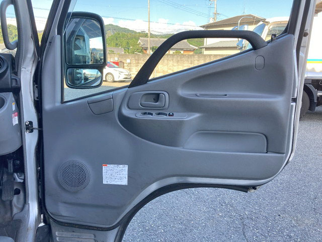 トヨタダイナ平ボディ小型（2t・3t）[写真26]