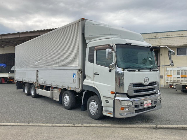 UDトラックスクオンアルミウイング大型（10t）[写真03]