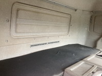 UDトラックスクオンアルミウイング大型（10t）[写真33]