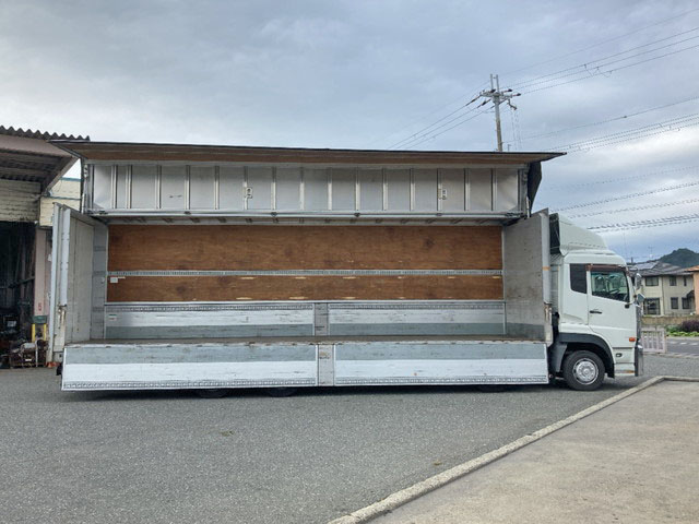 UDトラックスクオンアルミウイング大型（10t）[写真07]