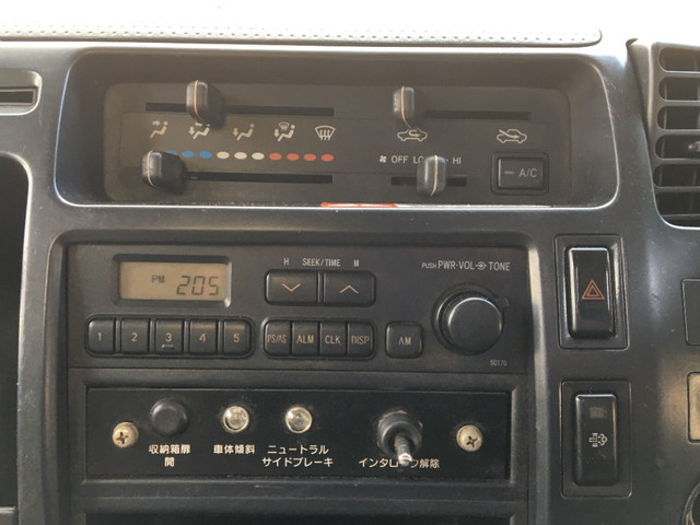 日野デュトロ高所作業車小型（2t・3t）[写真36]