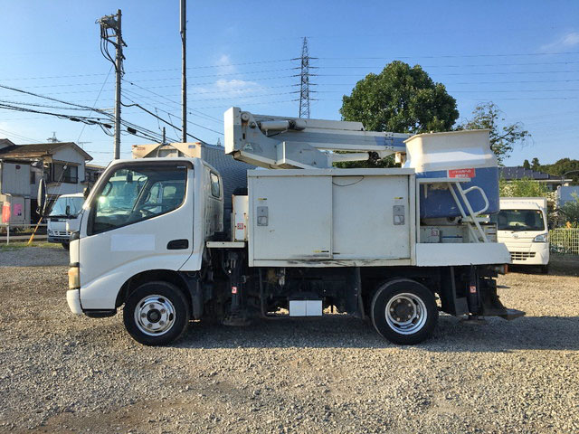 日野デュトロ高所作業車小型（2t・3t）[写真05]