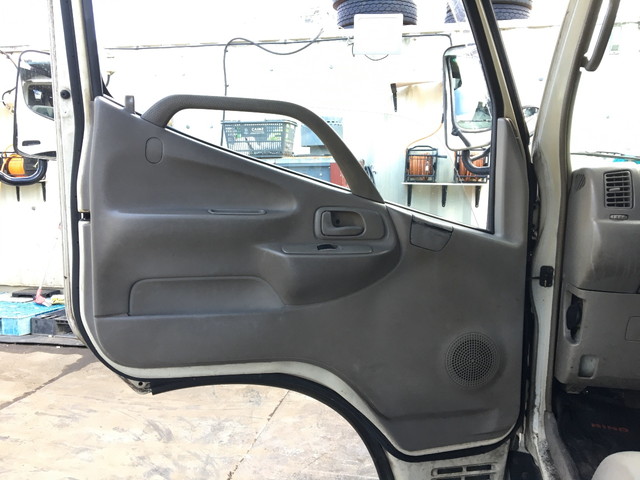 日野デュトロ高所作業車小型（2t・3t）[写真29]