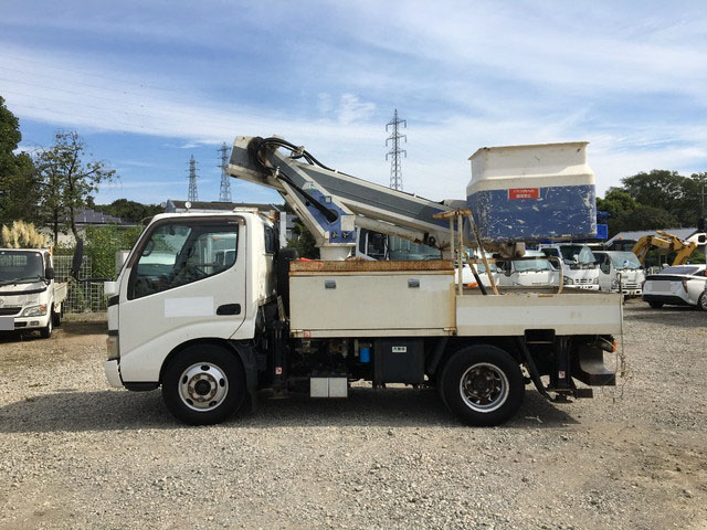 日野デュトロ高所作業車小型（2t・3t）[写真05]