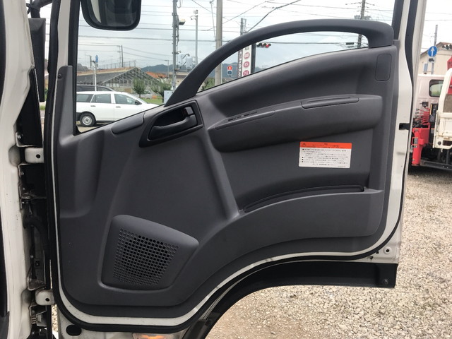いすゞフォワードアルミウイング中型（4t）[写真26]