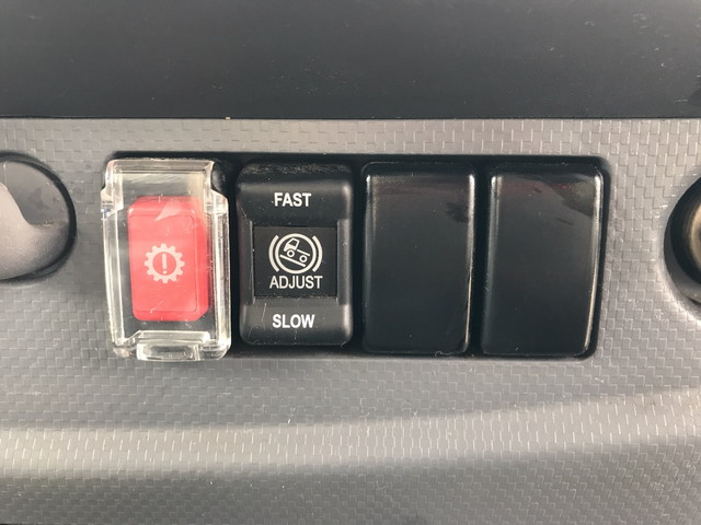 いすゞフォワードアルミウイング中型（4t）[写真35]